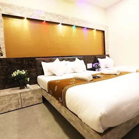 Onyx Residency-2